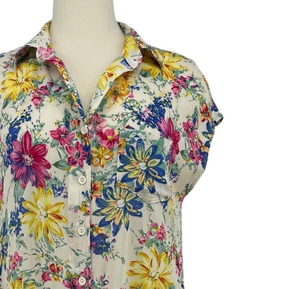 NWOT UO Lucca Couture Floral Cutout Back Blouse - Picture 5 of 10